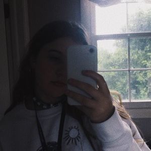 Meet your Posher, Savannah